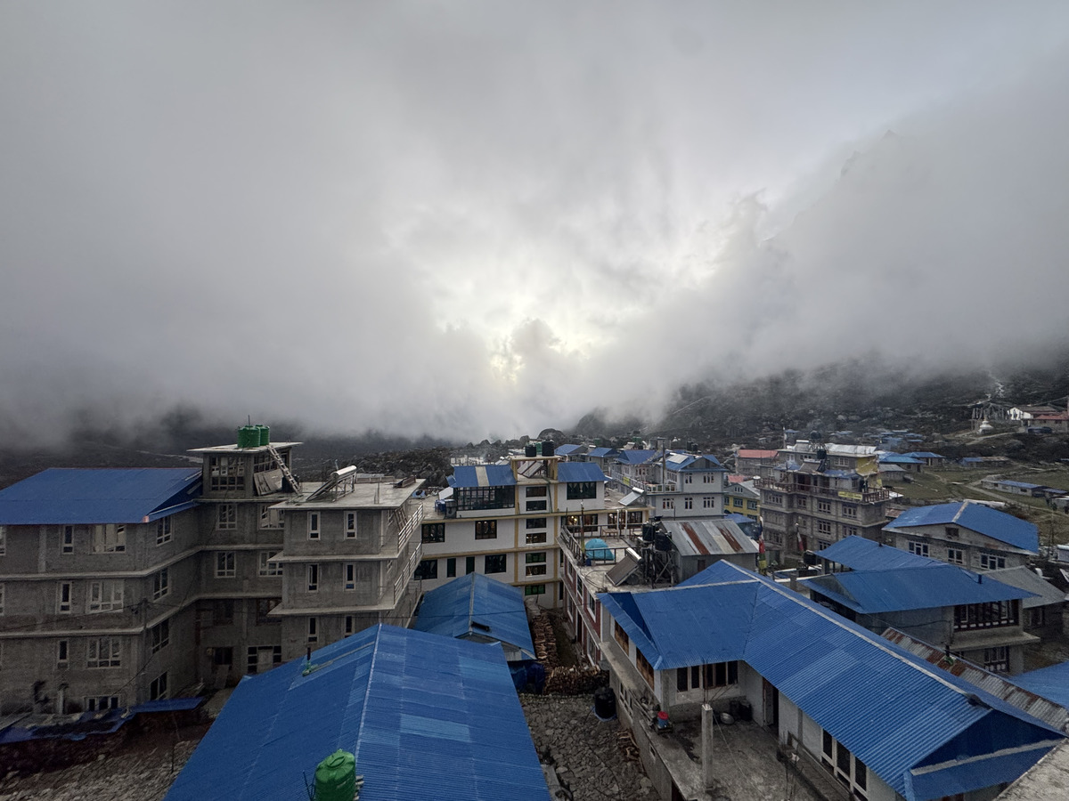 kyanjin gompa Langgtang valley with gosaikunda trek