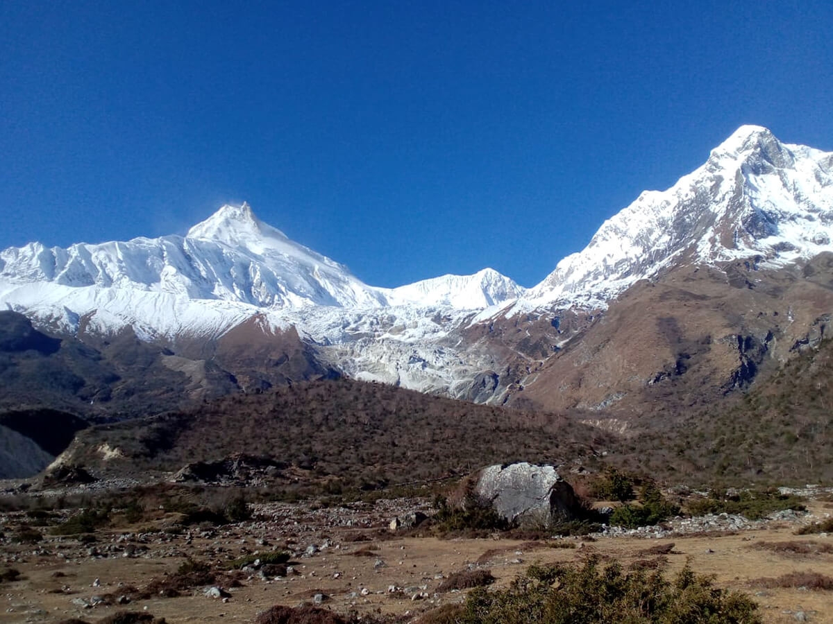 trek-from-lho-to-sama-gaun